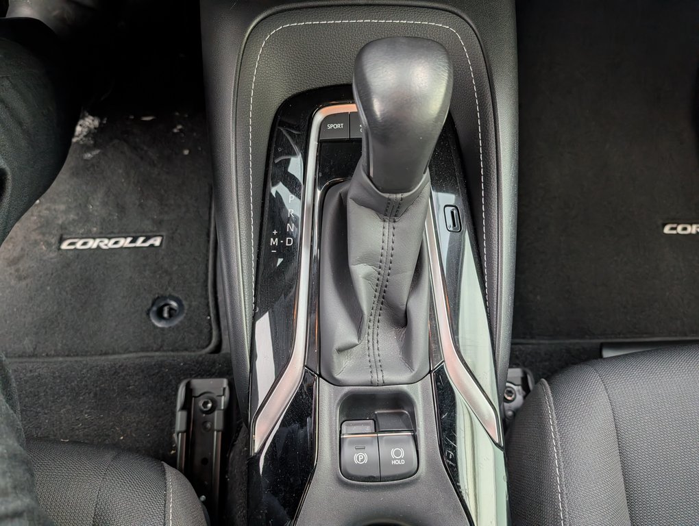 Toyota Corolla Hatchback AUTOMATIQUE, 2022 à Magog, Québec - 15 - w1024h768px