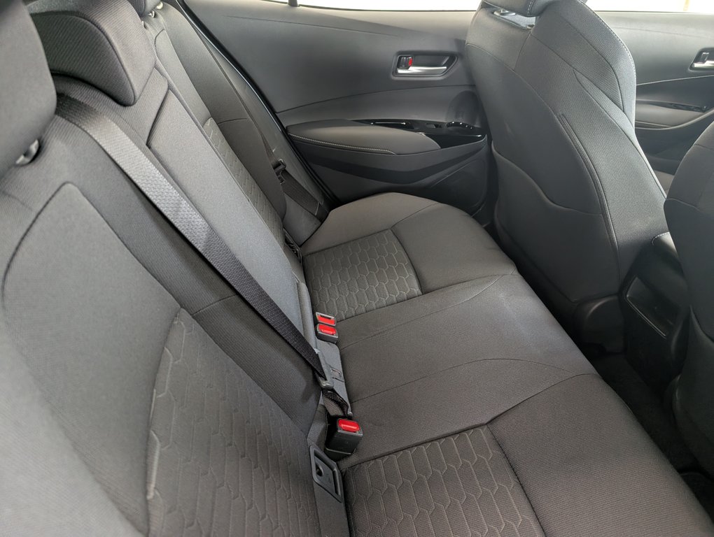 Toyota Corolla Hatchback AUTOMATIQUE, 2022 à Magog, Québec - 7 - w1024h768px