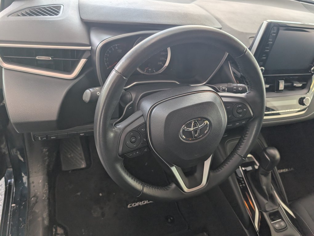 Toyota Corolla Hatchback AUTOMATIQUE, 2022 à Magog, Québec - 12 - w1024h768px