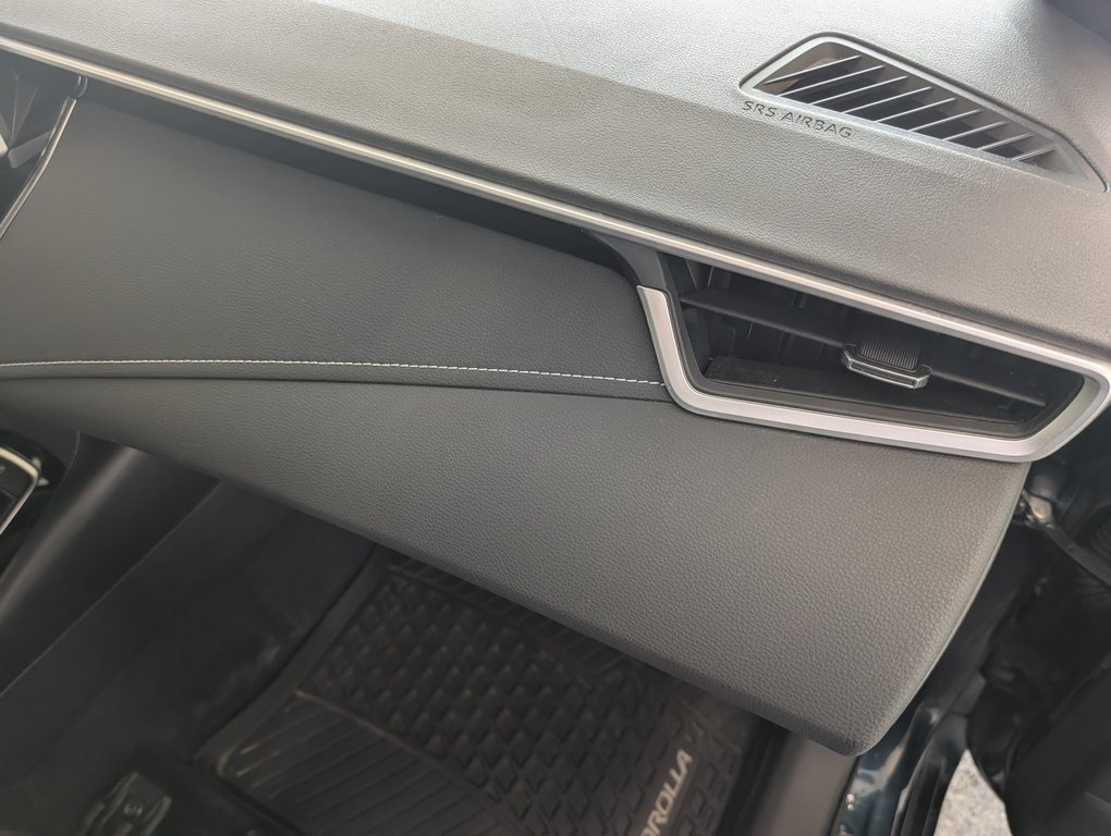 Toyota Corolla Hatchback SE, AUTOMATIQUE, 2022 à Magog, Québec - 9 - w1024h768px