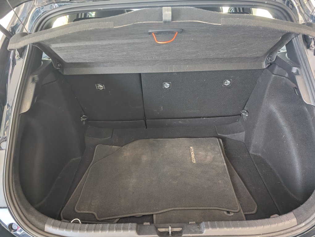 Toyota Corolla Hatchback SE, AUTOMATIQUE, 2022 à Magog, Québec - 6 - w1024h768px