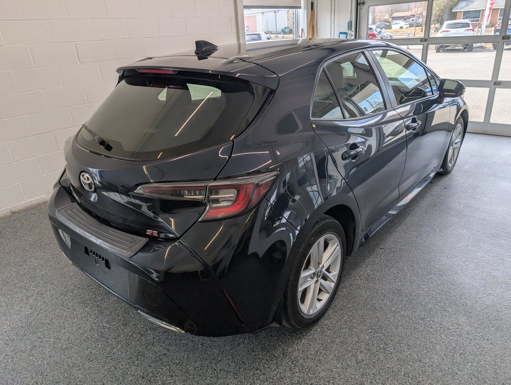 Toyota Corolla Hatchback SE, AUTOMATIQUE, 2022 à Magog, Québec - 3 - w1024h768px