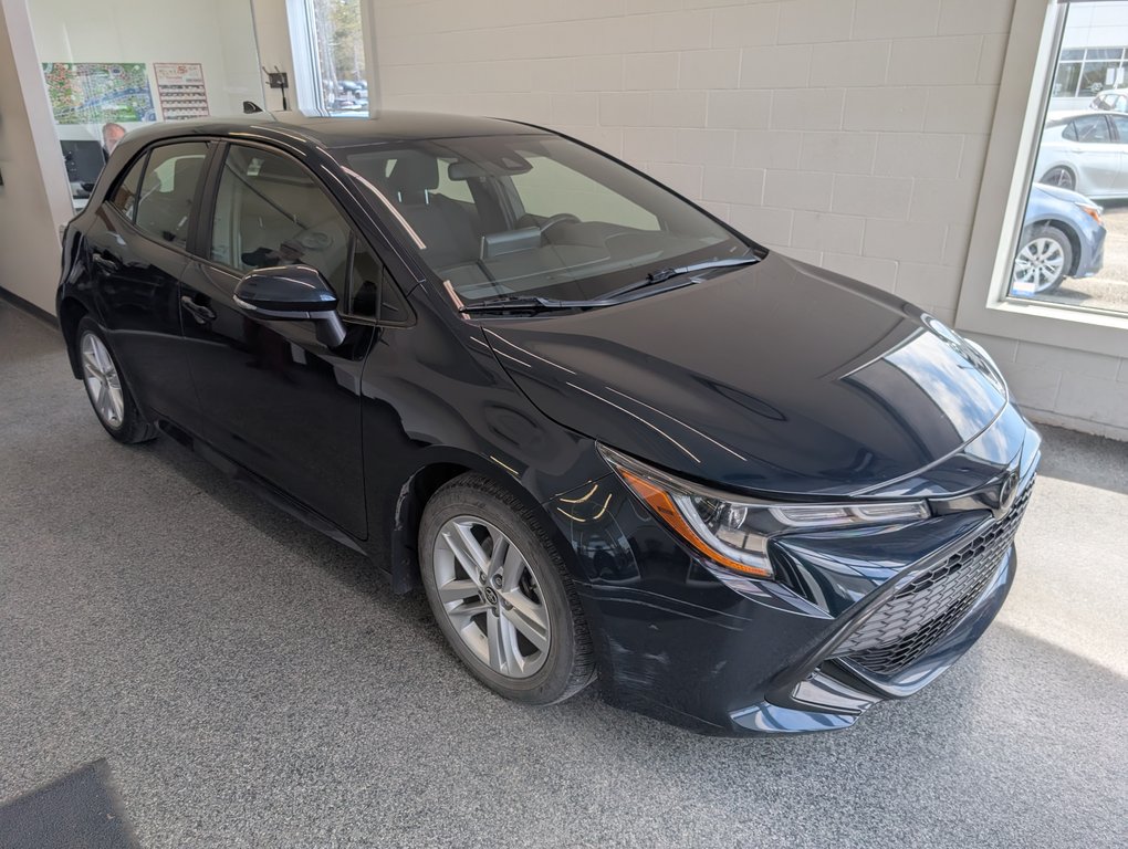 Toyota Corolla Hatchback SE, AUTOMATIQUE, 2022 à Magog, Québec - 1 - w1024h768px