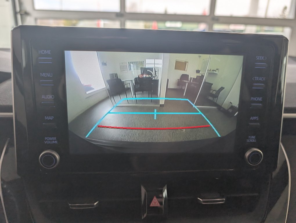 2022 Toyota Corolla Hatchback in Magog, Quebec - 19 - w1024h768px