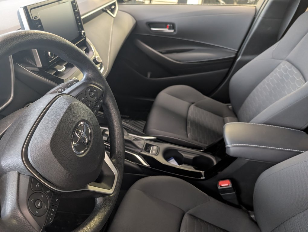 2022 Toyota Corolla Hatchback AUTOMATIQUE, A/C, in Magog, Quebec - 11 - w1024h768px