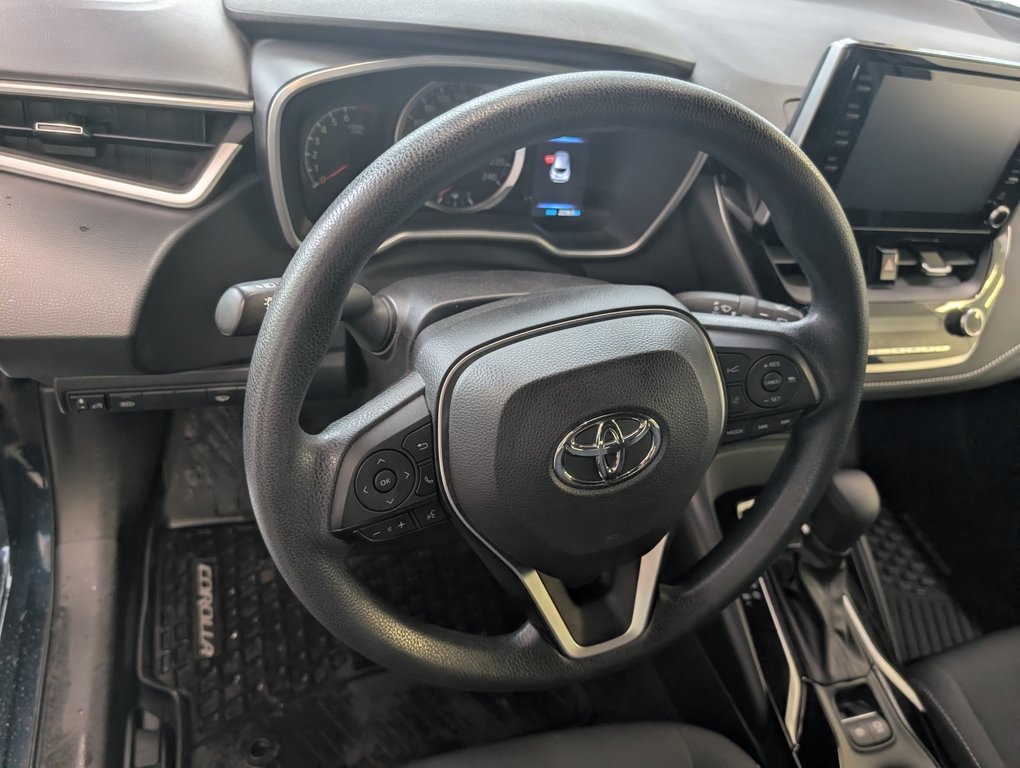 2022 Toyota Corolla Hatchback AUTOMATIQUE, A/C, in Magog, Quebec - 12 - w1024h768px