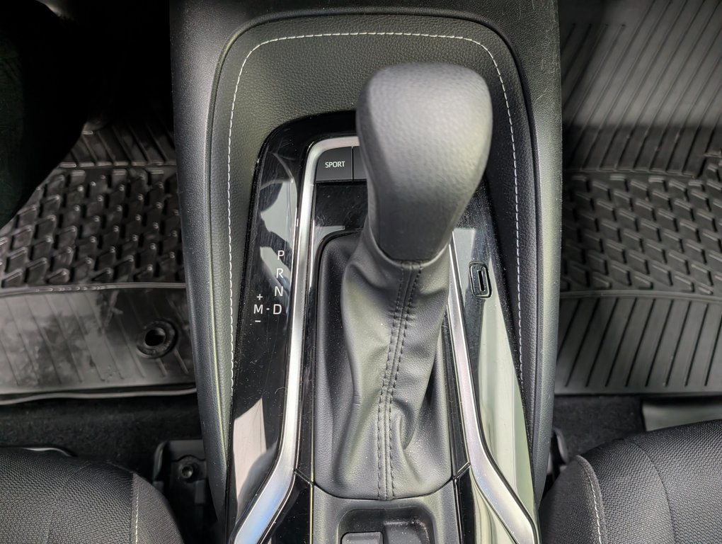 2022 Toyota Corolla Hatchback AUTOMATIQUE, A/C, in Magog, Quebec - 15 - w1024h768px