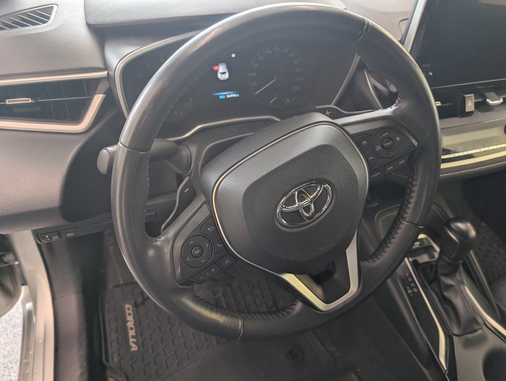 2023 Toyota Corolla Hatchback SE GARANTIE JUSQU EN 2027, in Magog, Quebec - 9 - w1024h768px