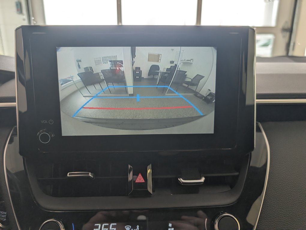 2023 Toyota Corolla Hatchback SE GARANTIE JUSQU EN 2027, in Magog, Quebec - 17 - w1024h768px