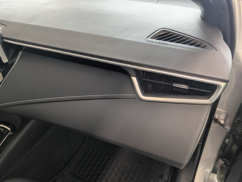 2023 Toyota Corolla Hatchback SE GARANTIE JUSQU EN 2027, in Magog, Quebec - 7 - w1024h768px