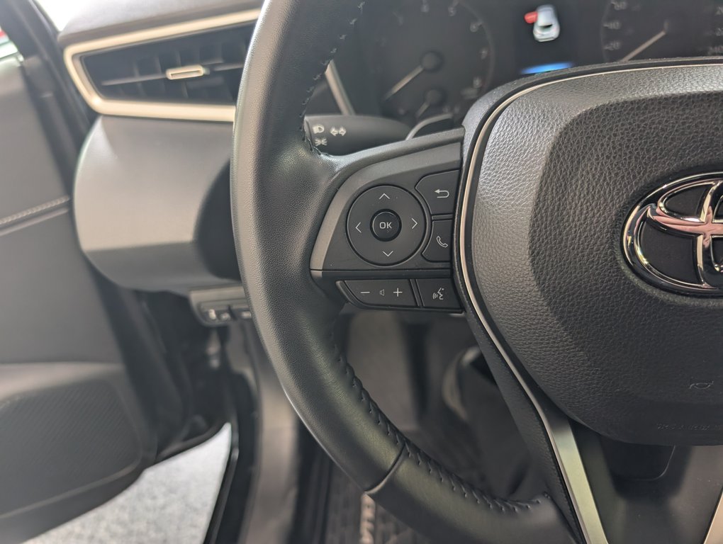 Toyota Corolla Hatchback SE 2023 à Magog, Québec - 18 - w1024h768px