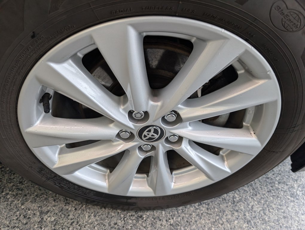 Toyota Corolla Hatchback SE 2023 à Magog, Québec - 23 - w1024h768px