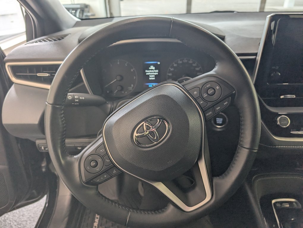 Toyota Corolla Hatchback SE 2023 à Magog, Québec - 14 - w1024h768px