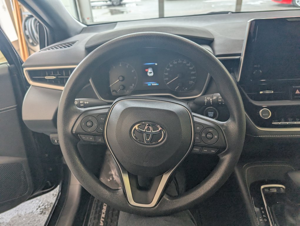 Toyota Corolla Hatchback SE, AUTOMATIQUE, 2024 à Magog, Québec - 15 - w1024h768px