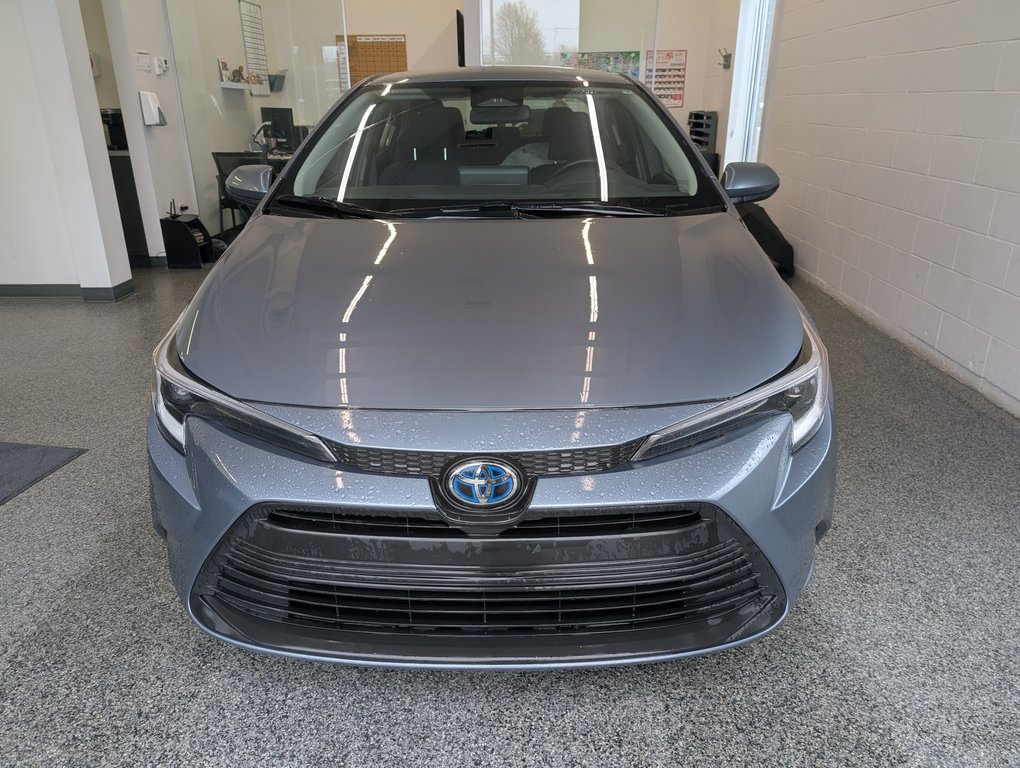 2023 Toyota COROLLA HYBRIDE LE AWD, in Magog, Quebec - 5 - w1024h768px