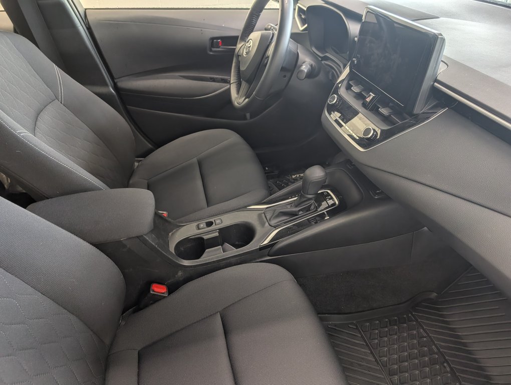 2023 Toyota COROLLA HYBRIDE LE AWD, in Magog, Quebec - 6 - w1024h768px