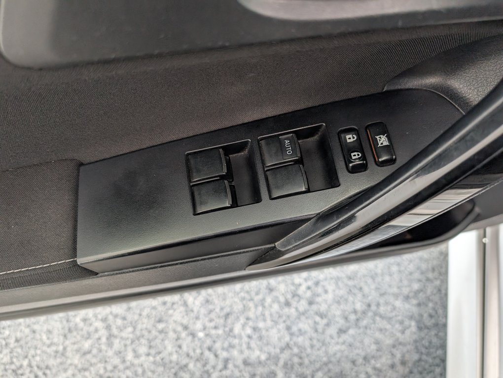 2017 Toyota Corolla iM A/C, in Magog, Quebec - 14 - w1024h768px