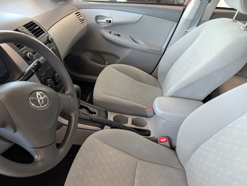 2010 Toyota Corolla CE, AUTOMATIQUE, A/C, in Magog, Quebec - 11 - w1024h768px