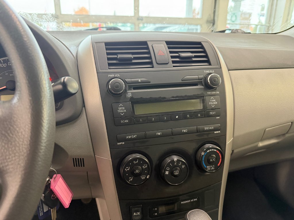 Toyota Corolla S 2010 à Magog, Québec - 14 - w1024h768px