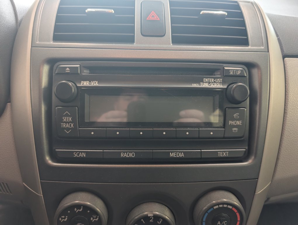 2012 Toyota Corolla LE, AUTOMATIQUE, A/C, in Magog, Quebec - 15 - w1024h768px