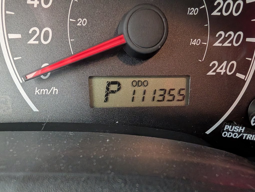 2012 Toyota Corolla LE, AUTOMATIQUE, A/C, in Magog, Quebec - 18 - w1024h768px