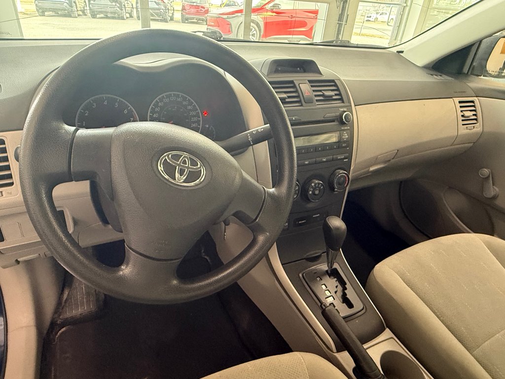 2012 Toyota Corolla CE in Magog, Quebec - 11 - w1024h768px