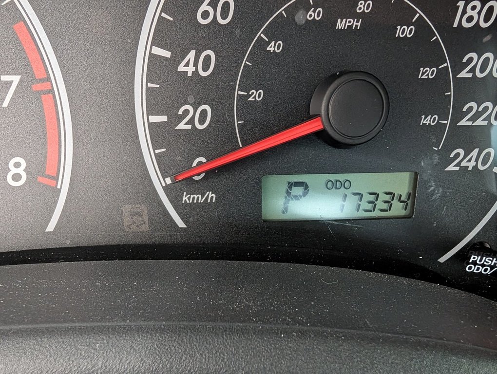 2013 Toyota Corolla CE, AUTOMATIQUE, SEULEMENT 17500KM in Magog, Quebec - 19 - w1024h768px