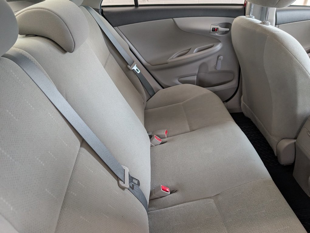 2013 Toyota Corolla CE, AUTOMATIQUE, SEULEMENT 17500KM in Magog, Quebec - 8 - w1024h768px
