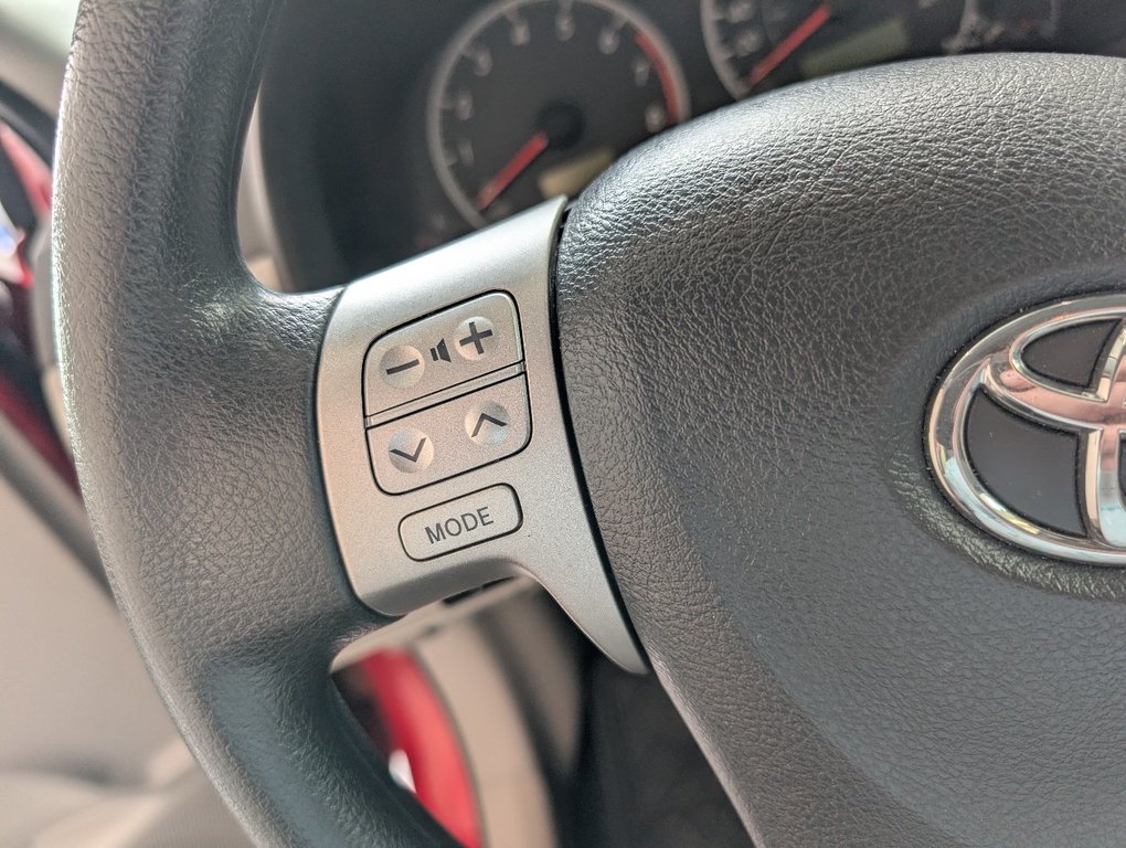 2013 Toyota Corolla CE, AUTOMATIQUE, SEULEMENT 17500KM in Magog, Quebec - 18 - w1024h768px