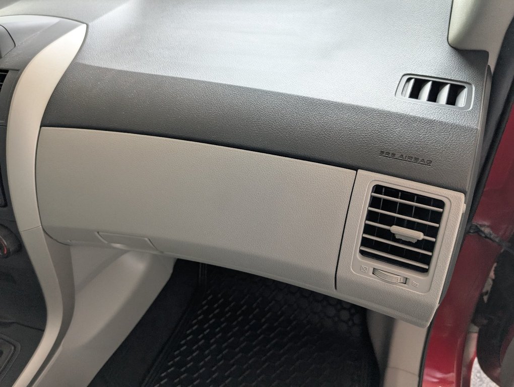 2013 Toyota Corolla CE, AUTOMATIQUE, SEULEMENT 17500KM in Magog, Quebec - 10 - w1024h768px