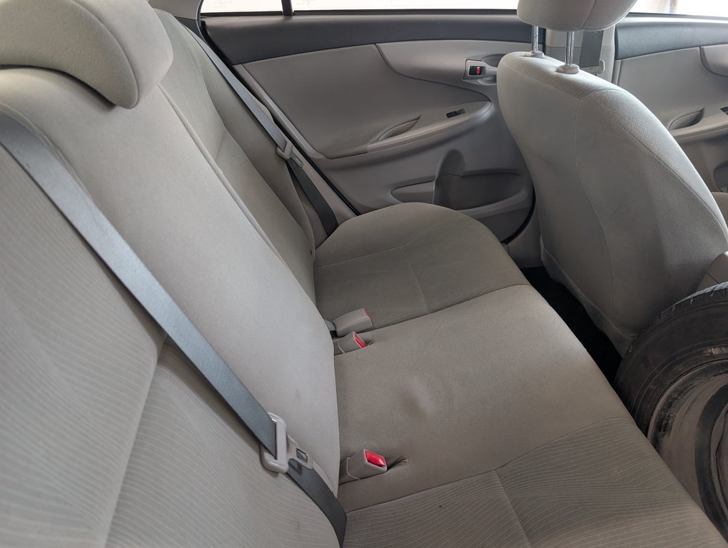 Toyota Corolla CE, AUTOMATIQUE, A/C, 2013 à Magog, Québec - 7 - w1024h768px