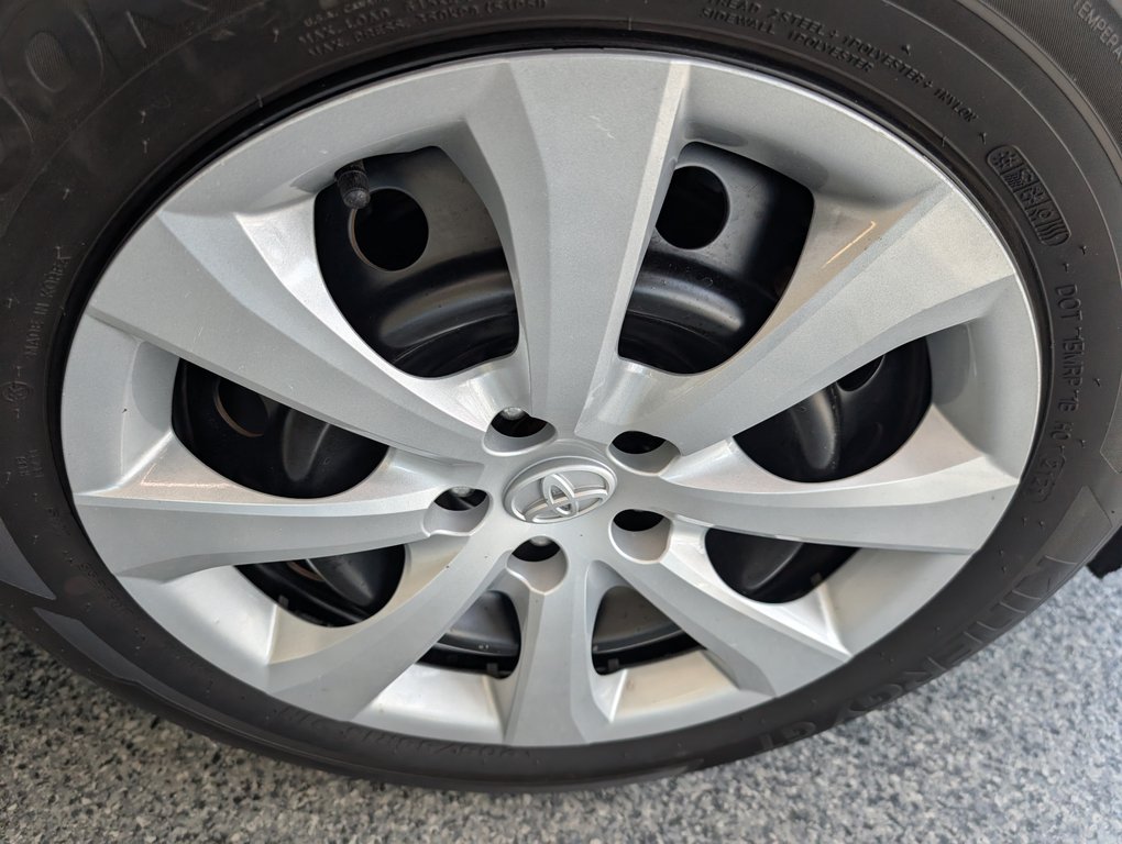 Toyota Corolla LE, TOIT, A/C, AUTOMATIQUE, 2013 à Magog, Québec - 21 - w1024h768px