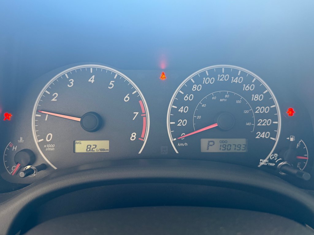 Toyota Corolla LE AUTOMATIQUE, 2013 à Magog, Québec - 14 - w1024h768px