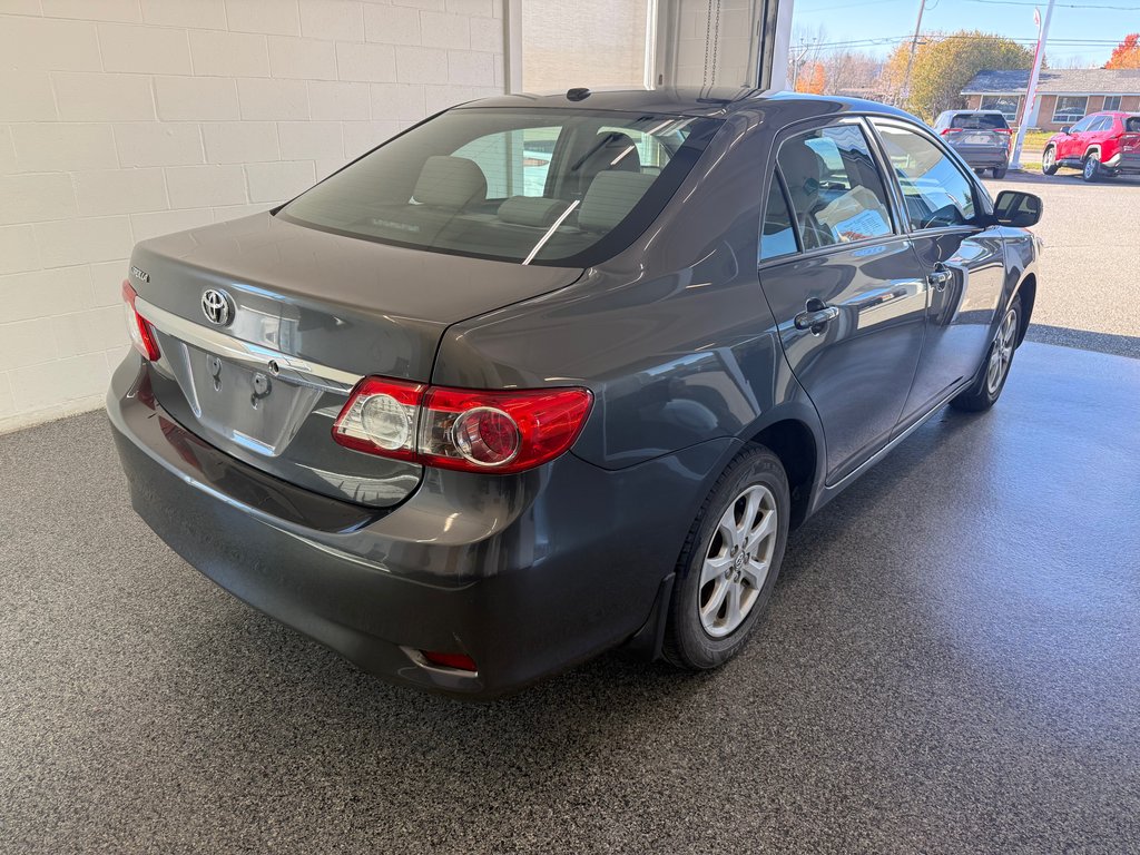 Toyota Corolla LE AUTOMATIQUE, 2013 à Magog, Québec - 3 - w1024h768px