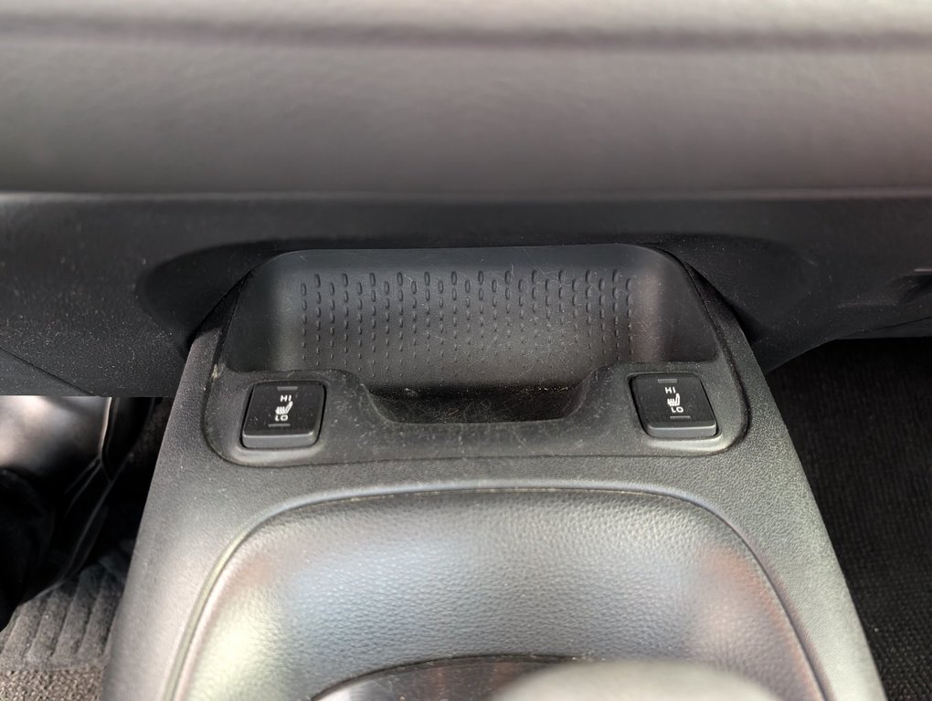 Toyota Corolla LE CVT 2020 à Magog, Québec - 17 - w1024h768px