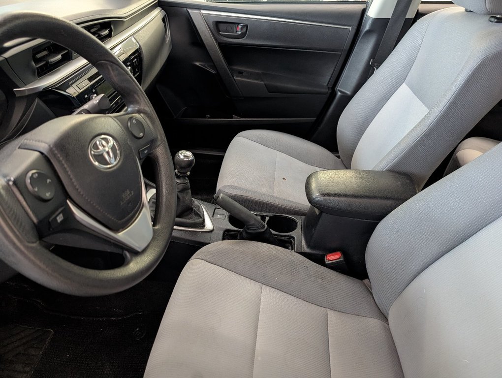 2014 Toyota Corolla CE, in Magog, Quebec - 11 - w1024h768px