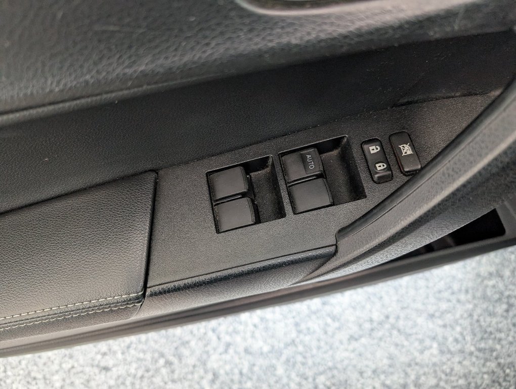 2014 Toyota Corolla SE, AUTOMATIQUE, A/C, in Magog, Quebec - 11 - w1024h768px
