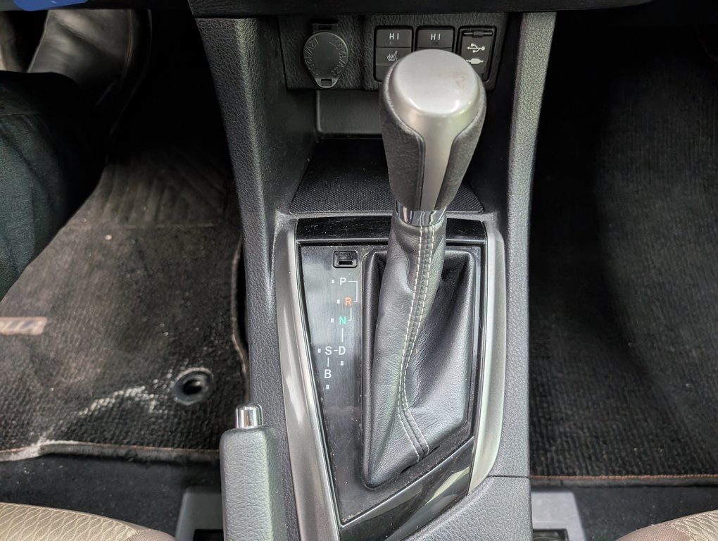 Toyota Corolla LE ECO, TOIT, MAGS, 2014 à Magog, Québec - 15 - w1024h768px