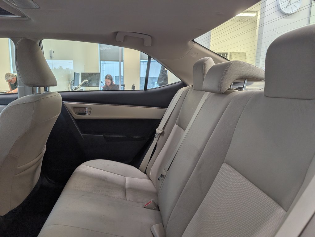 Toyota Corolla LE ECO, TOIT, MAGS, 2014 à Magog, Québec - 10 - w1024h768px