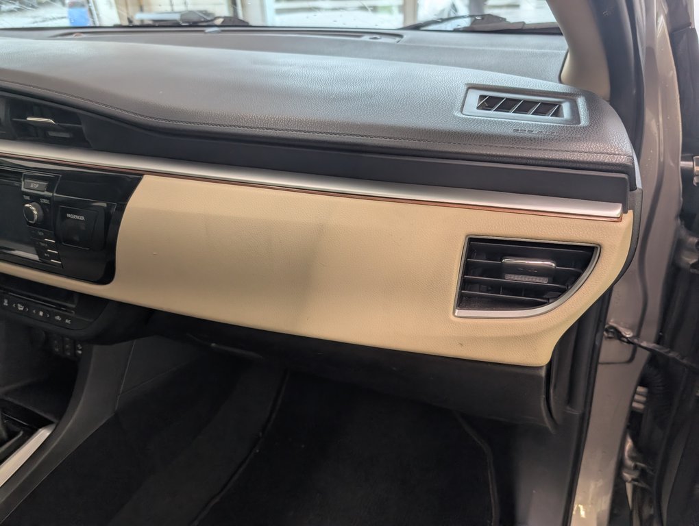 Toyota Corolla LE ECO, TOIT, MAGS, 2014 à Magog, Québec - 9 - w1024h768px