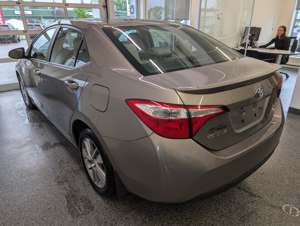 Toyota Corolla LE ECO, TOIT, MAGS, 2014 à Magog, Québec - 4 - w1024h768px