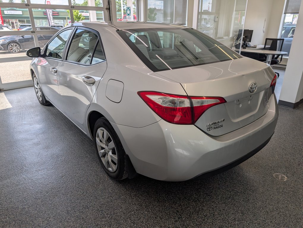 2014 Toyota Corolla LE in Magog, Quebec - 4 - w1024h768px