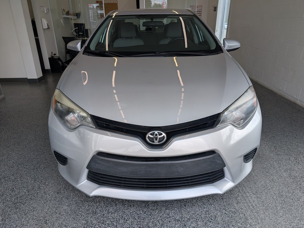 2014 Toyota Corolla LE in Magog, Quebec - 5 - w1024h768px