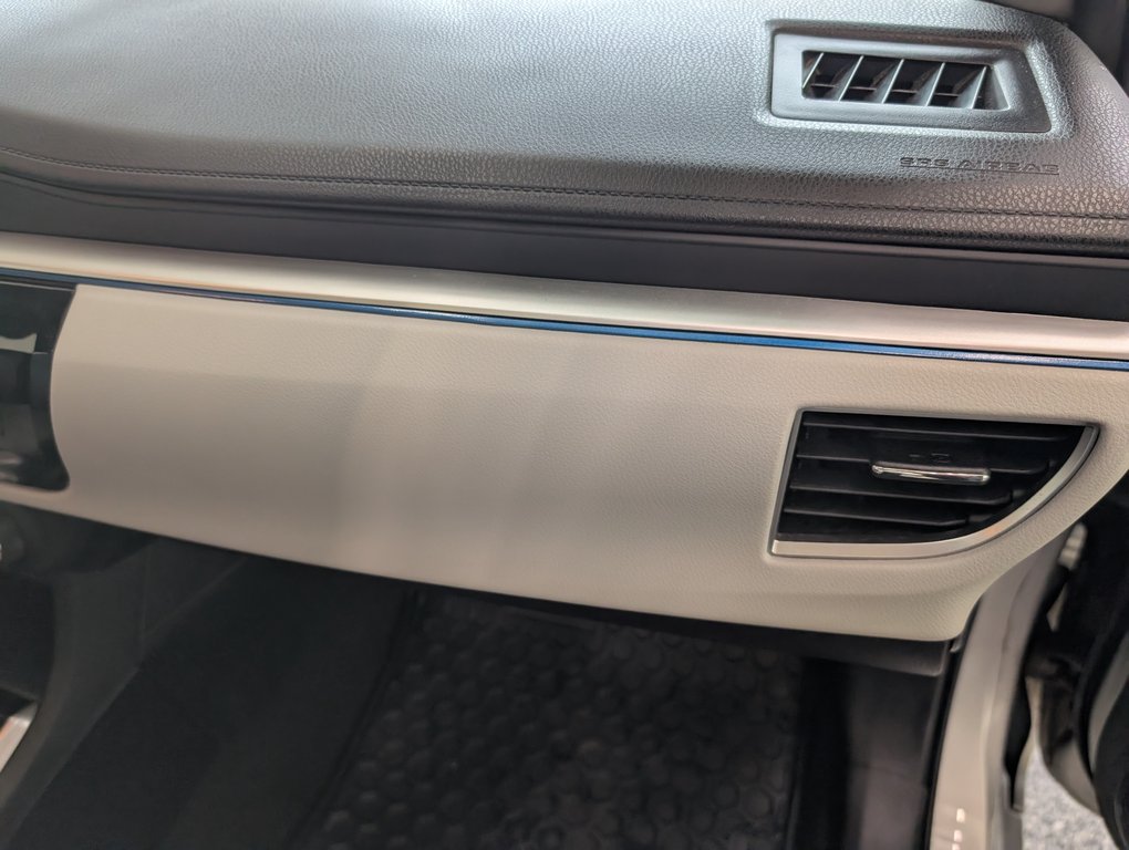 Toyota Corolla LE 2014 à Magog, Québec - 9 - w1024h768px