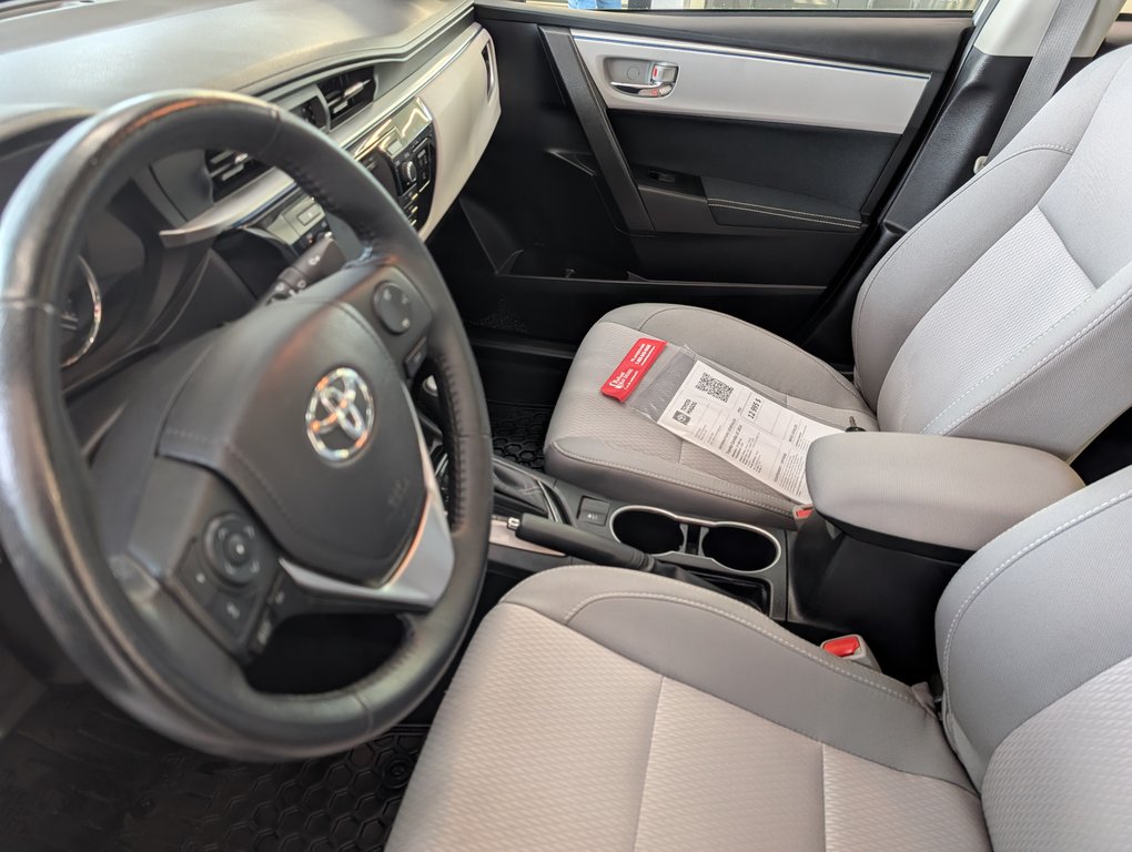 Toyota Corolla LE 2014 à Magog, Québec - 11 - w1024h768px