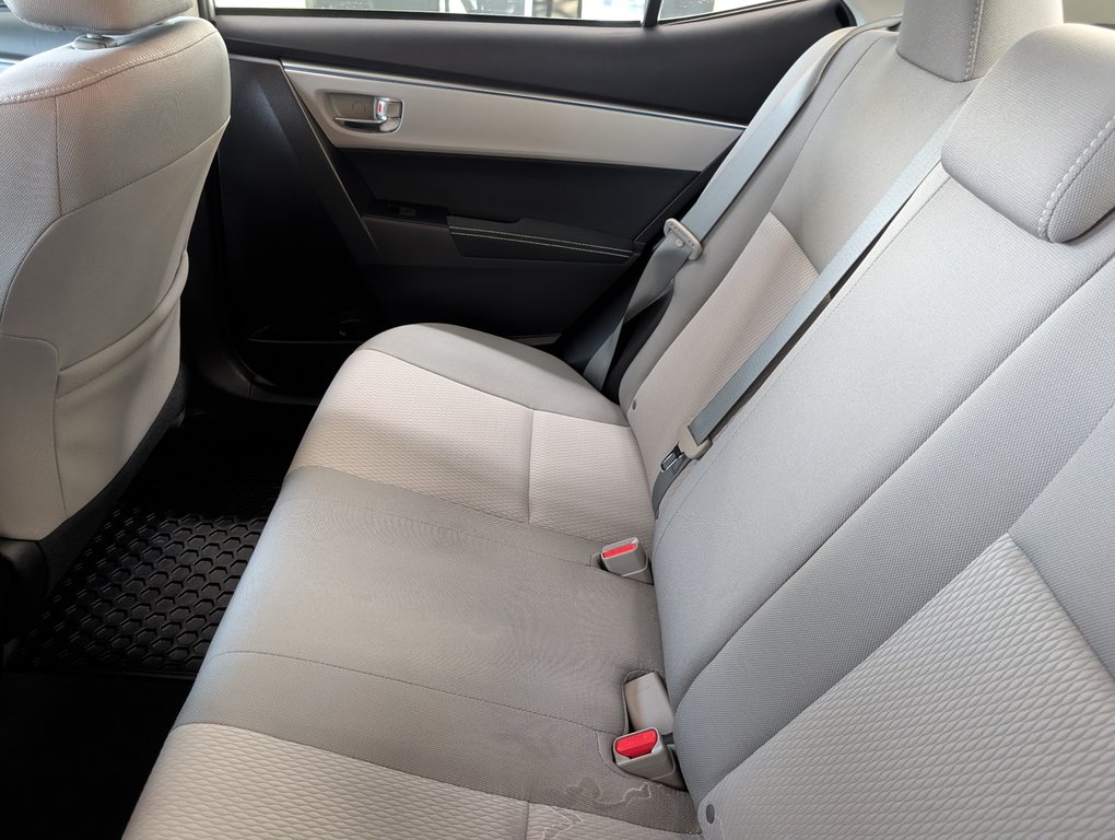 Toyota Corolla LE 2014 à Magog, Québec - 10 - w1024h768px