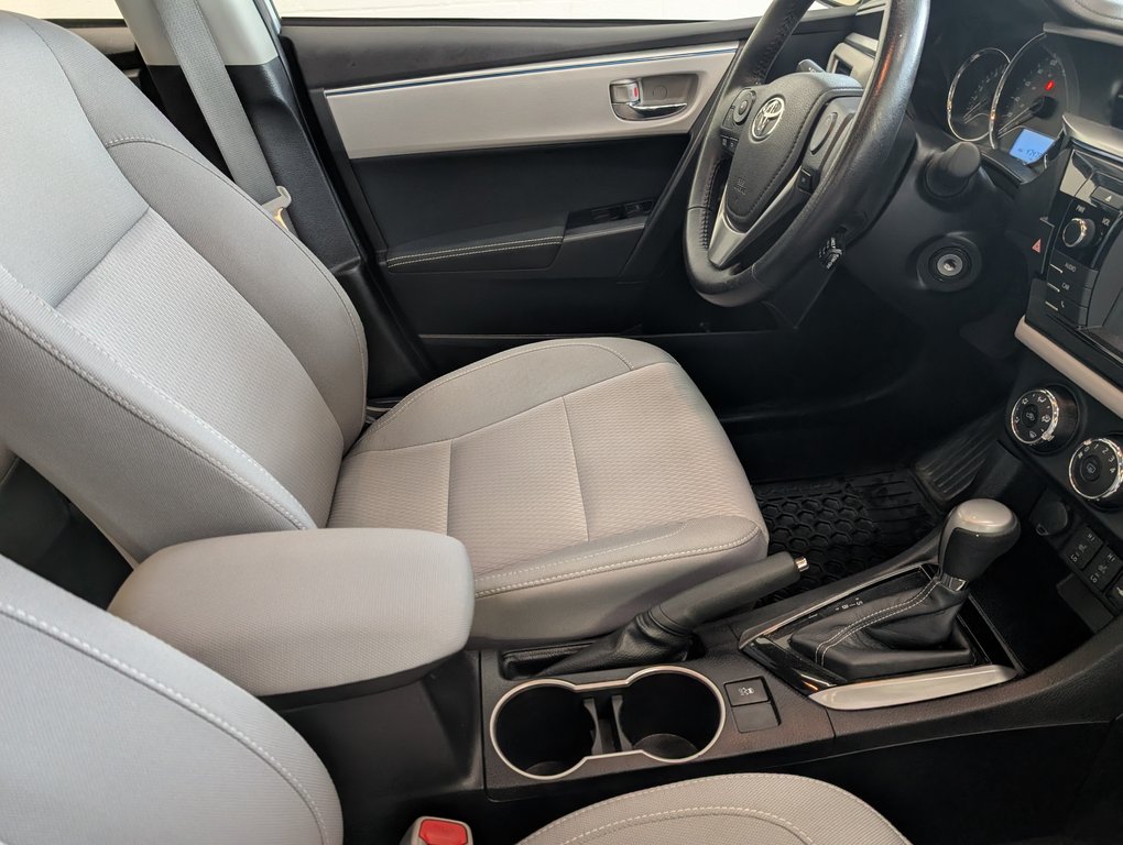 Toyota Corolla LE 2014 à Magog, Québec - 8 - w1024h768px