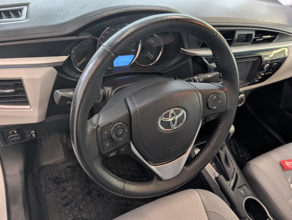 Toyota Corolla LE 2014 à Magog, Québec - 12 - w1024h768px