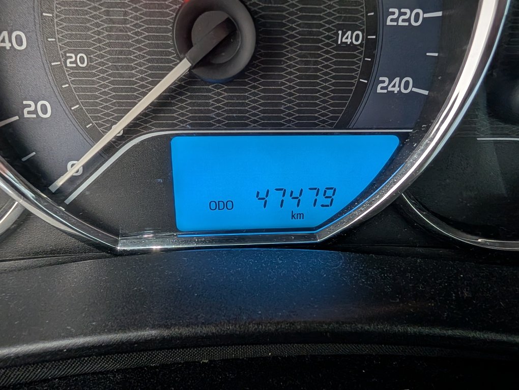 Toyota Corolla LE 2014 à Magog, Québec - 22 - w1024h768px