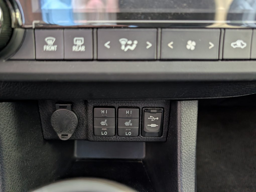 Toyota Corolla S, A/C, 2015 à Magog, Québec - 17 - w1024h768px